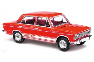 Автомобиль ВАЗ-2103 Жигули. Красный