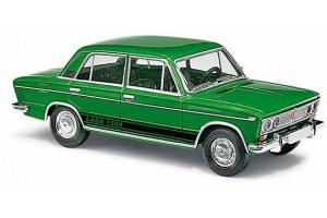 Автомобиль ВАЗ-2103 Жигули. Зеленый
