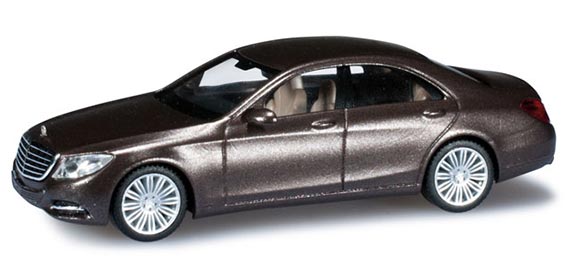 Автомобиль Mercedes-Benz S-class, коричневый металик