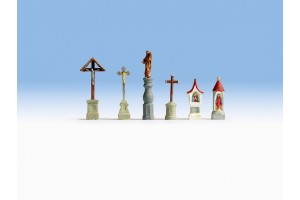 Памятники и кресты